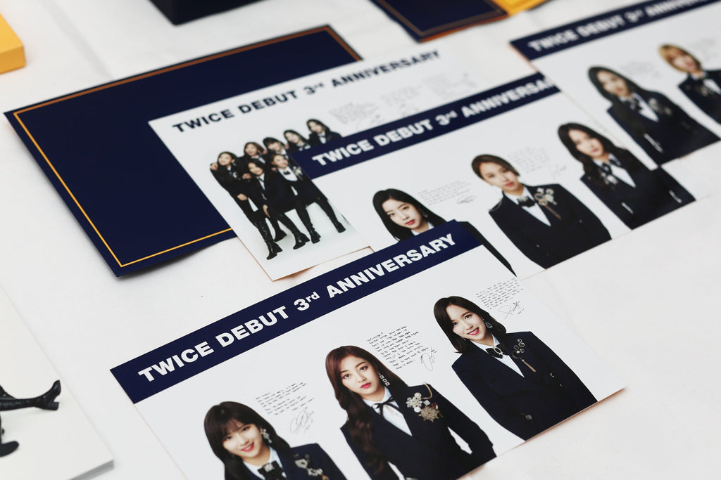 TWICE Unveils Official Fanclub Logo For ONCE